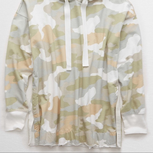 🆕 AERIE Oversized Fit Lightweight Sunwashed Desert Camo Hoodie Sweatshirt - Picture 3 of 11